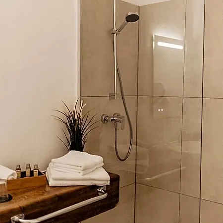 Hotel Faehrhaus 3*