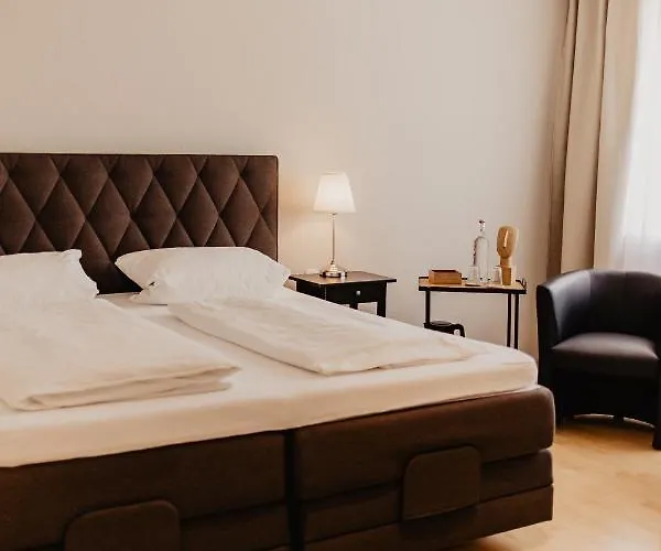 Faehrhaus فندق 3*